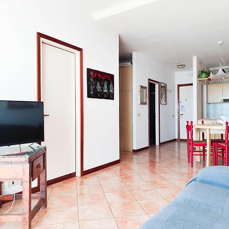 Appartement Puerto Del Sol Fronte Mare à Jesolo Extérieur photo